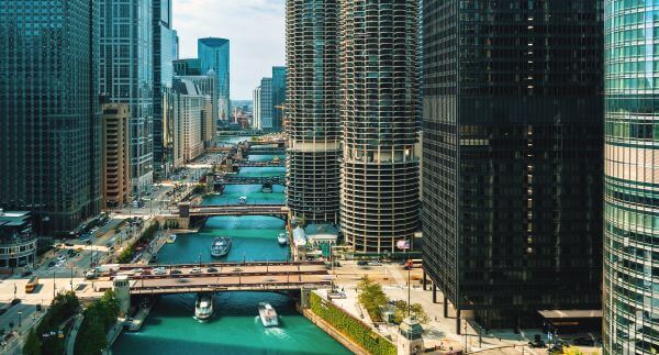 3 Fantastic US Cities for Foodies 1 Chicago river