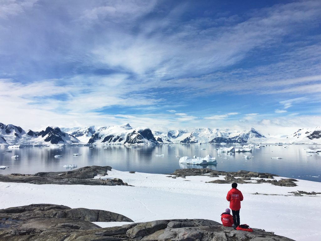 Can I Travel to Antarctica? 1 antarctica expedition
