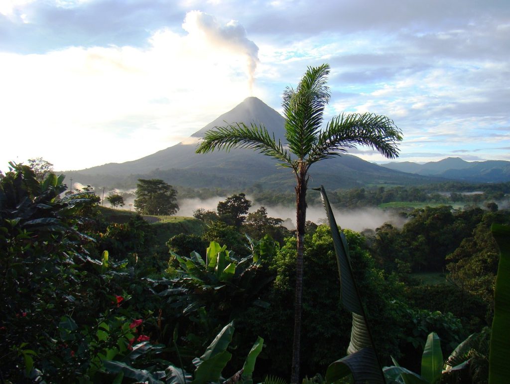 volcano arenal national park
