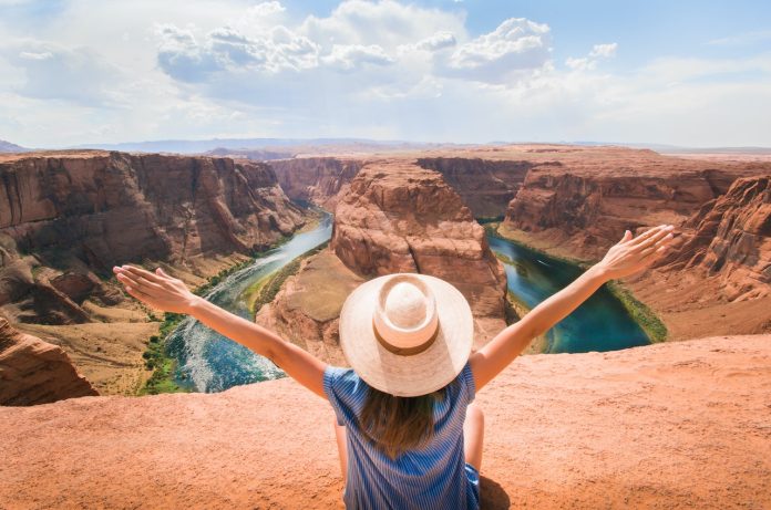 budget-friendly-holiday-ideas